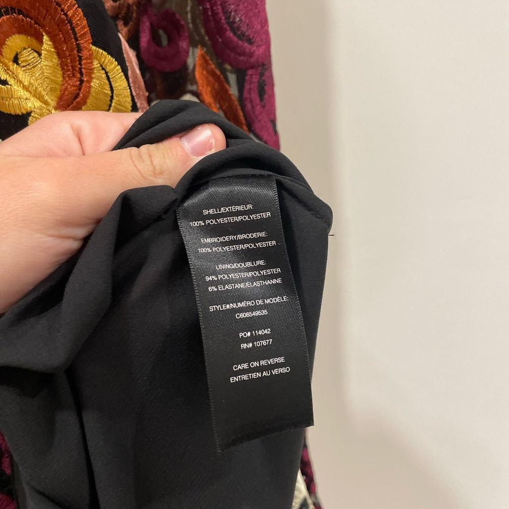 Alice + Olivia Nat Floral Midi Dress - Picture 3 of 6